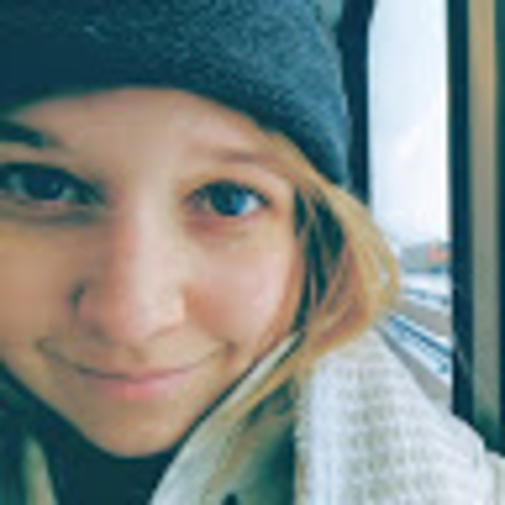 Meet your Posher, Chloé